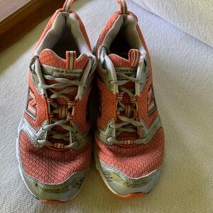 WOMENS NEW BALANCE 903 RUNNING SHOES